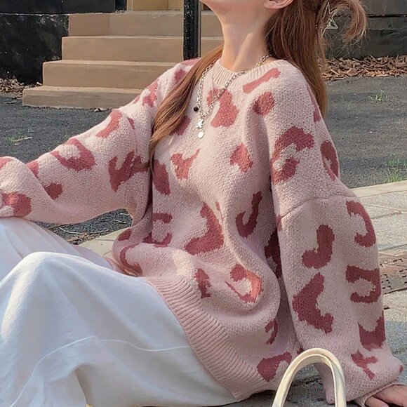 Casual Women's Multicolor Loose Fit Leopard Sweater - Picture 7 of 8